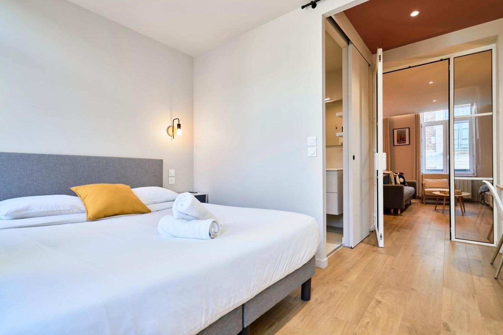 Apartment With Parking In The Heart Of Old 里尔 外观 照片
